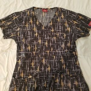 Dickies scrub top
